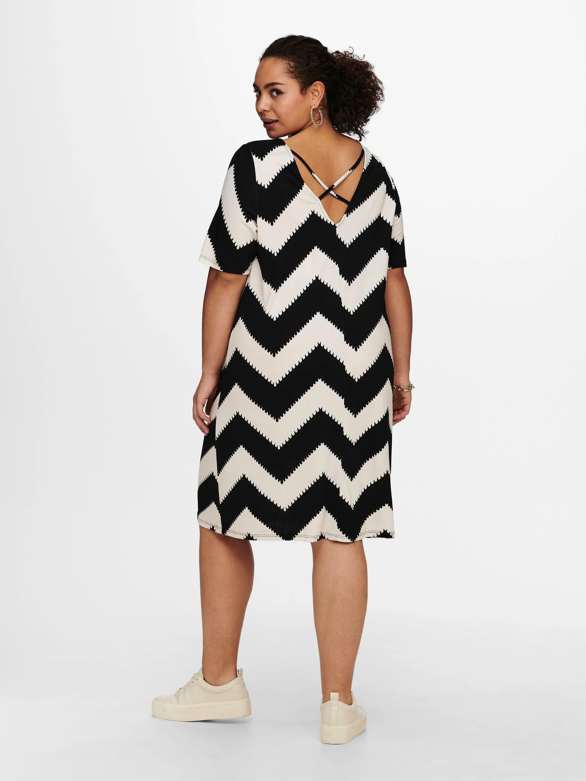 CARBANDANA KNEE DRESS - Image 12