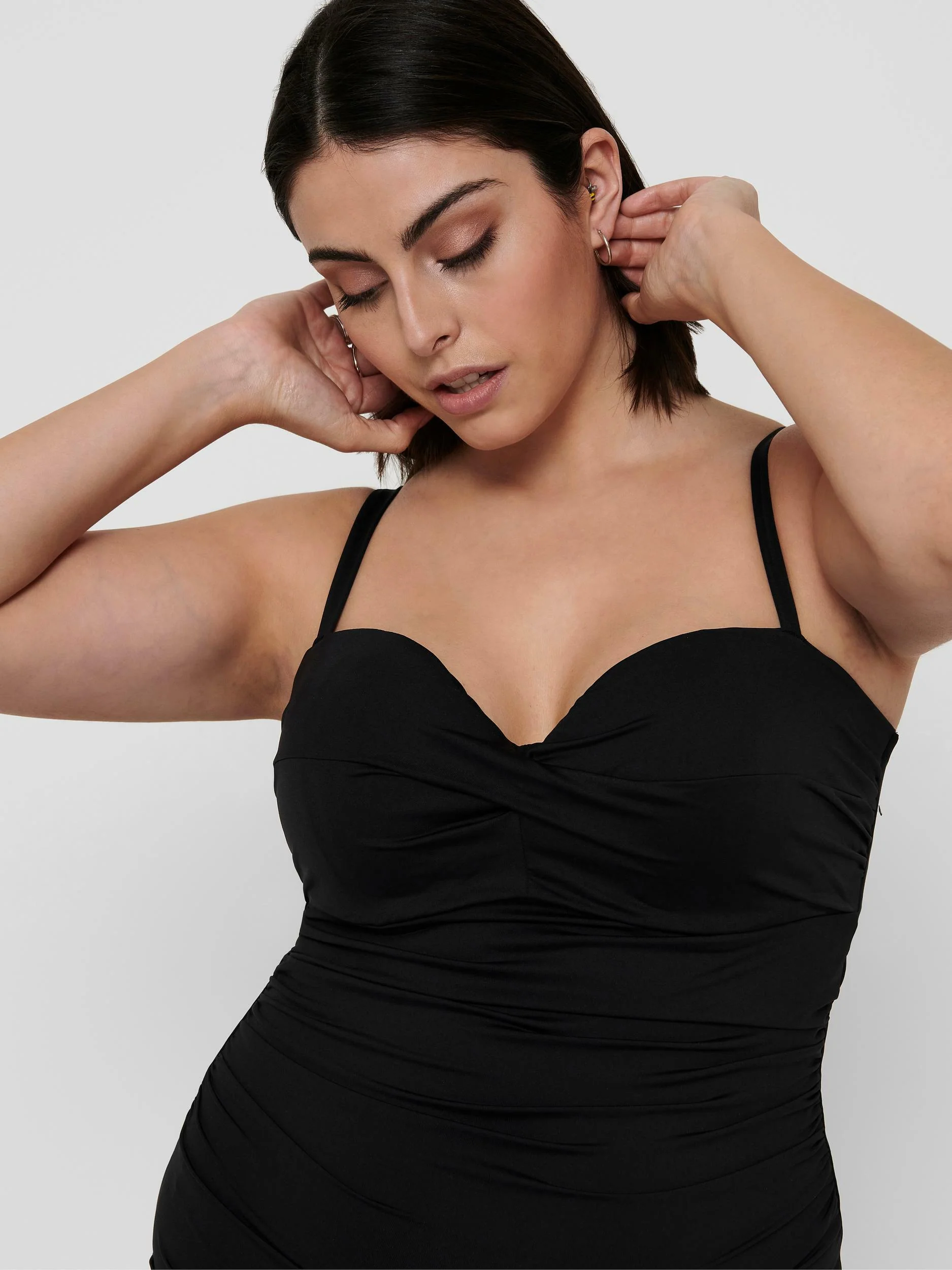 CarElly Swimsuit - Image 6